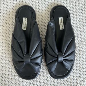 Balenciaga Leather slides 36